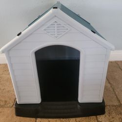 New In Box Medium Dog House All Weather Tough Build Dog Igoo Sun Rain Proof Raised Casa De Mascota 3 Sizes Available 