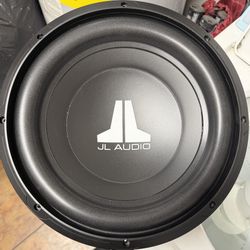 Vendo Bocinas JL Audio Prácticamente Casi Nuevas En $450