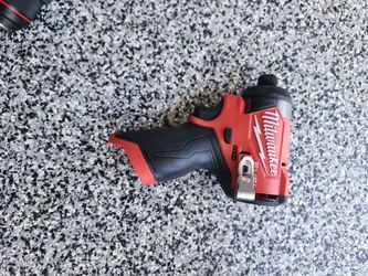 M12 Volts Milwaukee Impact Nuevo $90 Firm Price