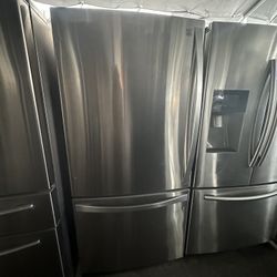 Kenmore Bottom Freezer Apt Size 33” Stainless Steel Fridge 