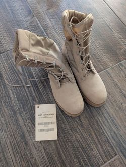 Combat boots Size 9 R