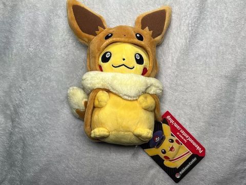 Pokemon Center Original Eevee uuPoncho Pikachu Plush Stuffed Toy 2018 Japan New w/Tags RARE SOLD OUT