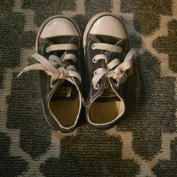 black Converse Kids' Chuck Taylor All Star Classic Low Top