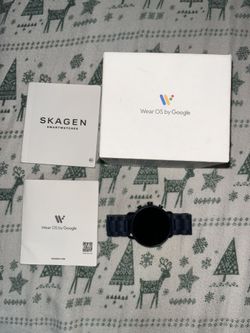 BRAND NEW SKAGEN SMART WATCH