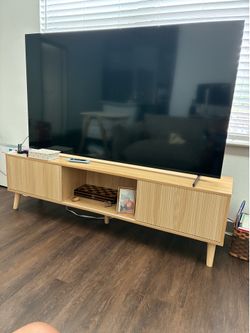 Tv stand