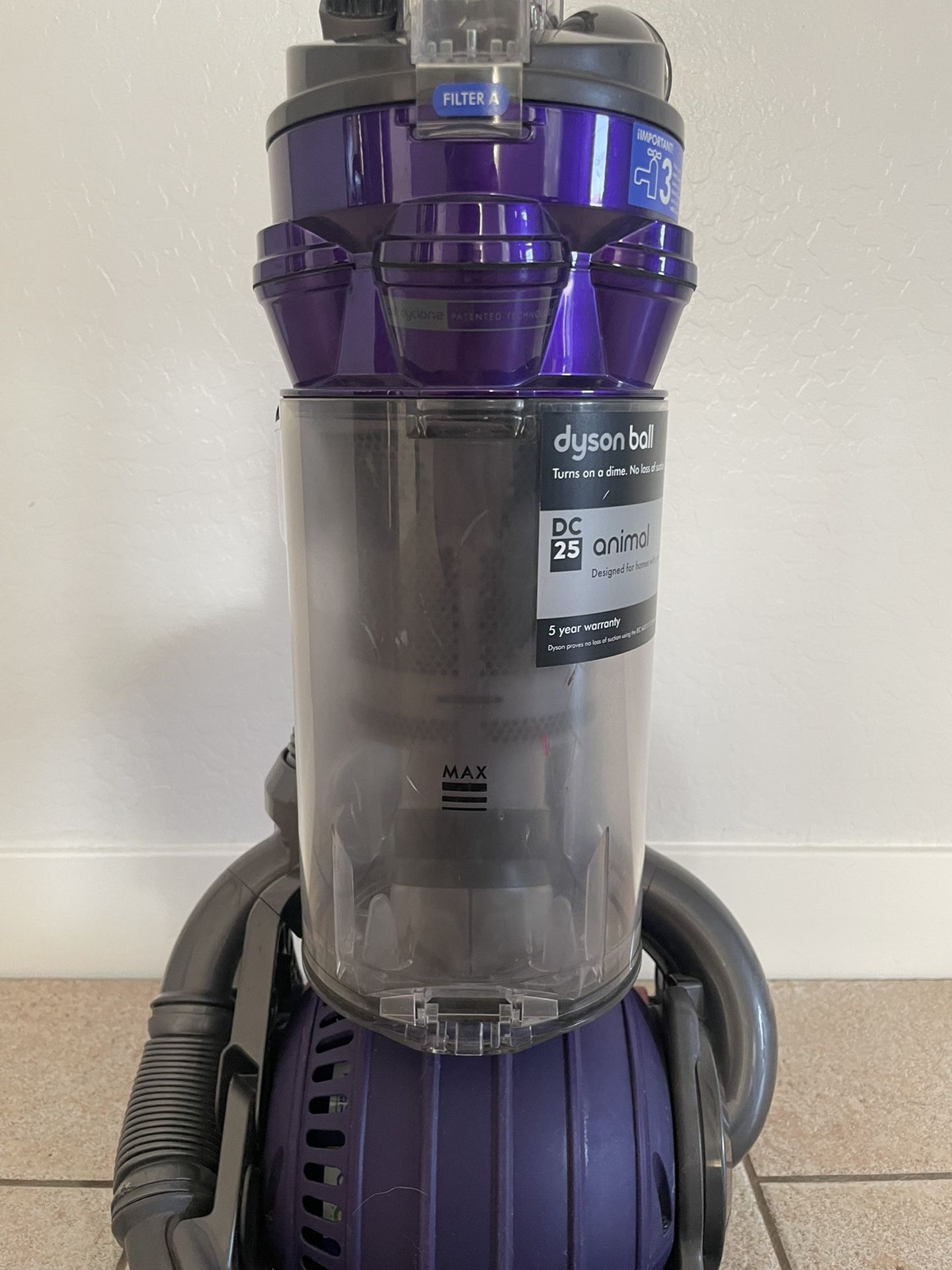 Dyson DC25 Pet Hair Cleaner