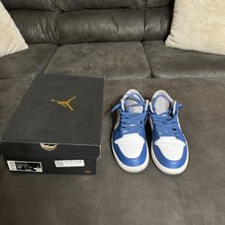 Air Jordan 1 Low True Blue Cement