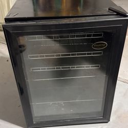 Wine fridge 