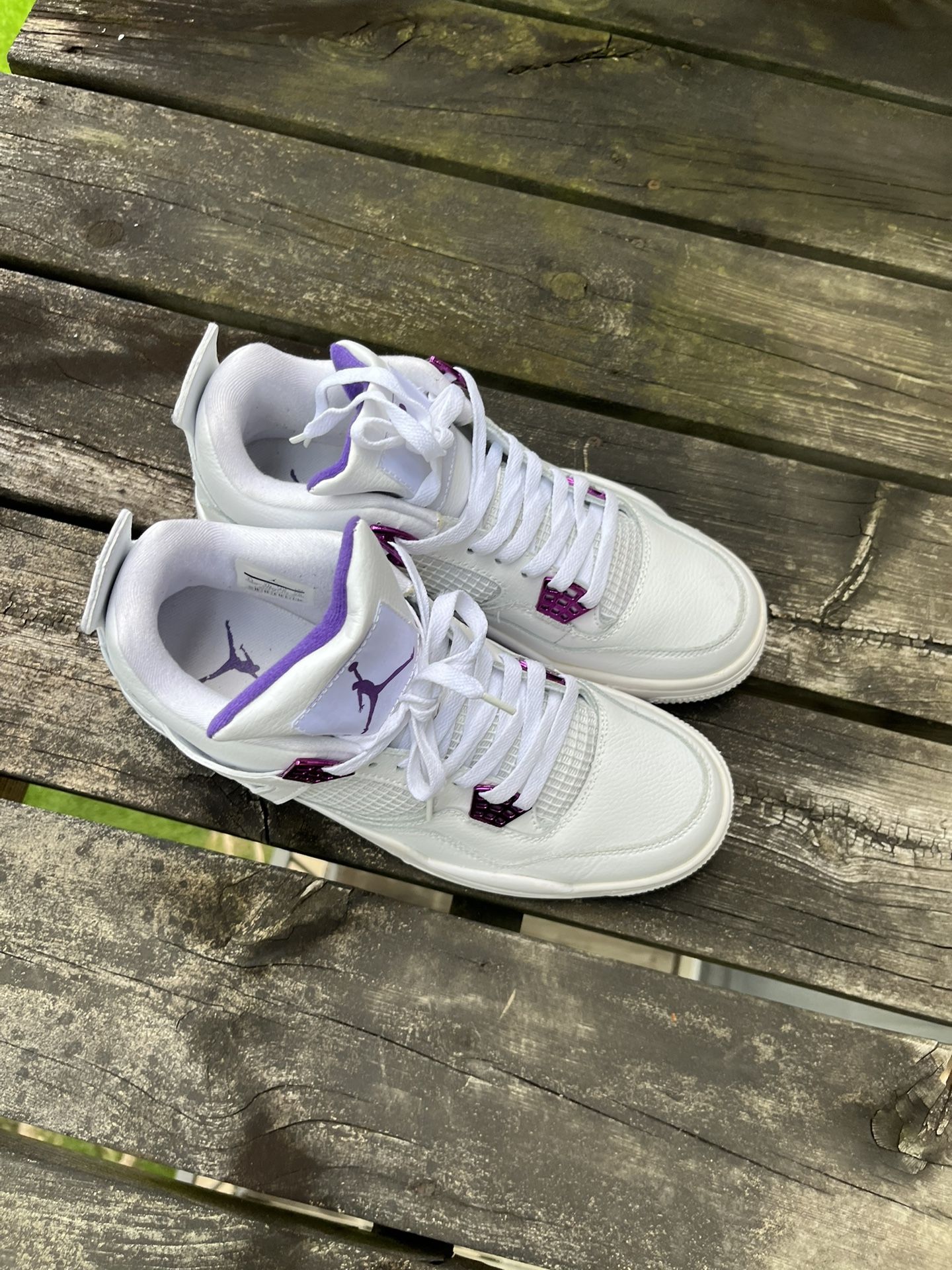 Jordan 4 Retro Metallic Purple