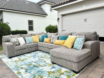 Gray 3 piece U Shaped Sectional