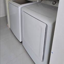 Samsung Washer and dryer