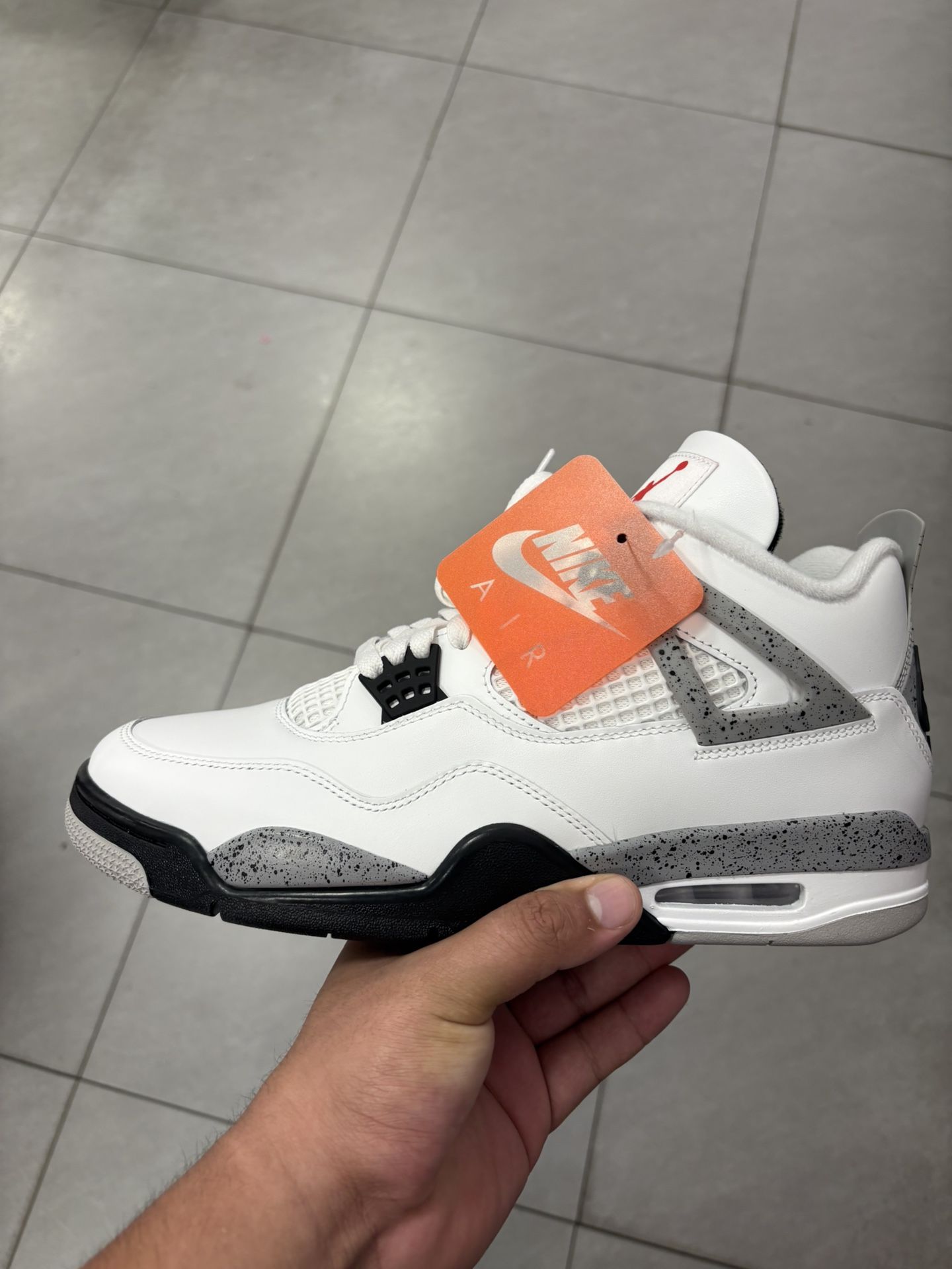 Jordan 4 Cement
