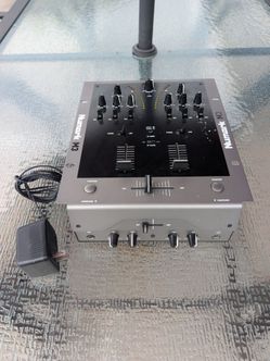 Newmark DJ Mixer