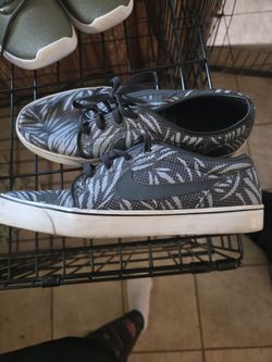 Nike Toki Low TXT Print Sneakers