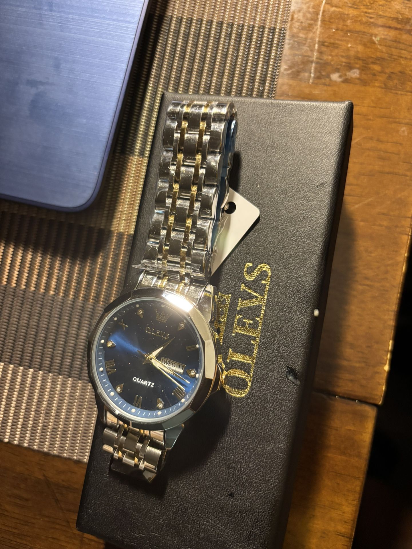 Luxury Olevs man Watch