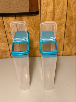 2 Clear Food Storage Containers W/ Flip Top Lids