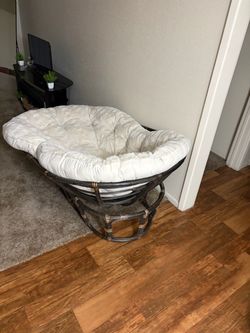 Papasan chair