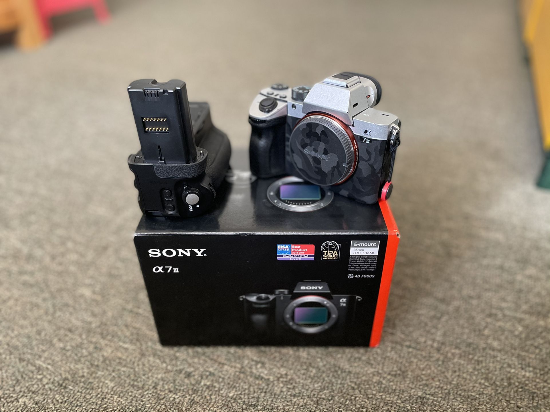 Like new A7iii with Battery Grip and one battery