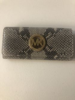 Michael Kors Full size wallet New