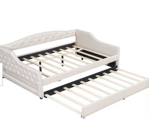 Upholstered Daybed with Trundle