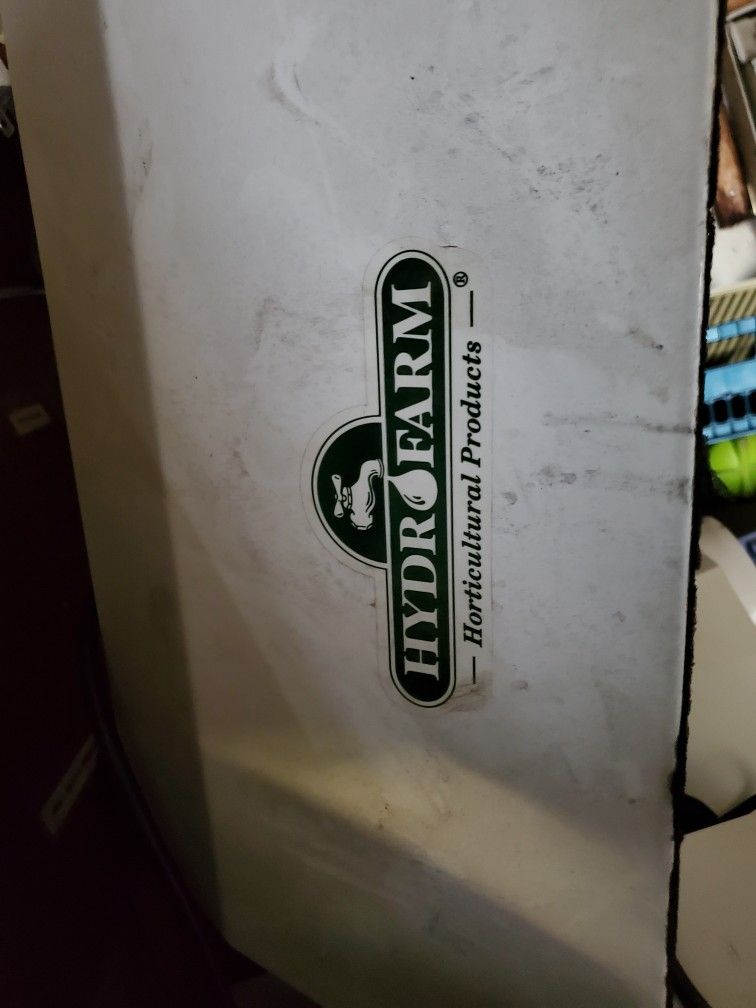 Hydro Farm indoor Grow Lights