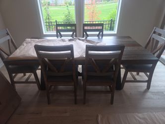 Dinner Table