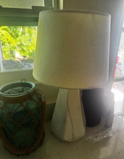 Faux marble lamp