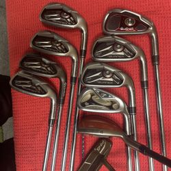 Taylormade golf clubs for man with ping putter and Nike golf bag all of them (good for the first starter )