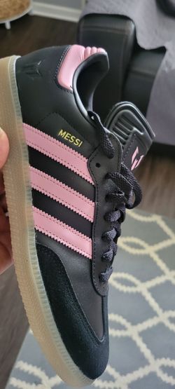 New Messi shoes size 10