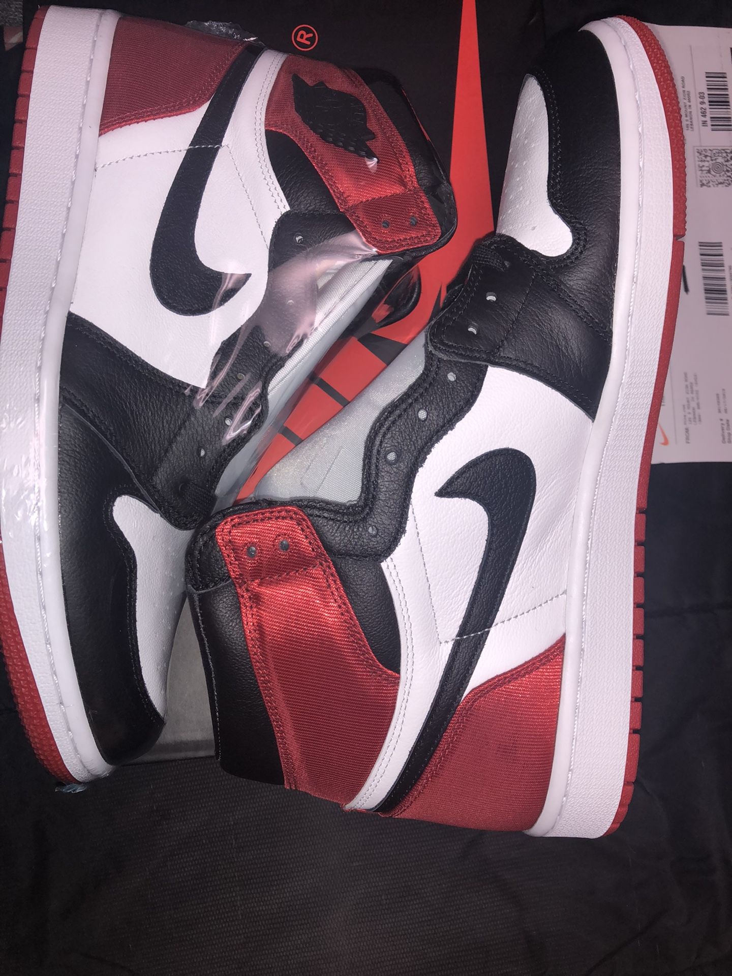 Jordan Retro 1 Satin Ds