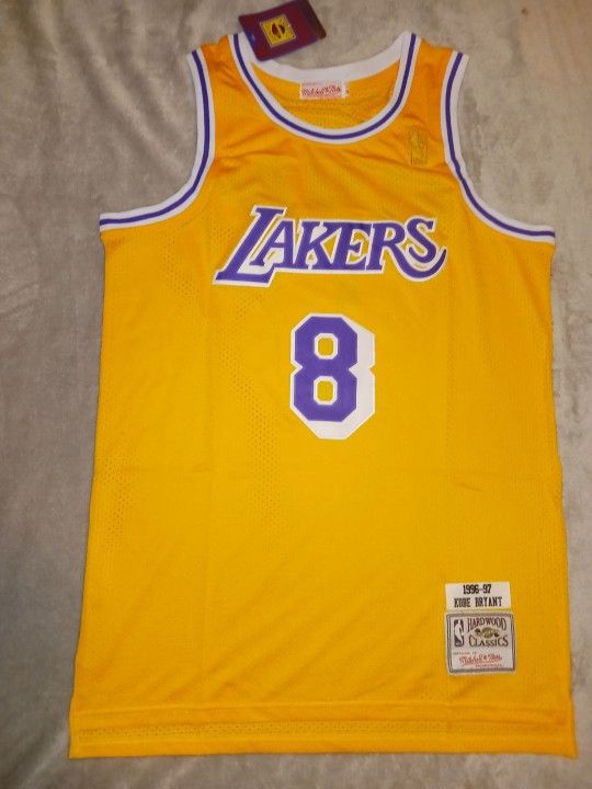 Kobe Bryant Los Angeles Laker Jersey Size M