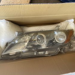 2007 Toyota Camry Headlight Assembly (left Hand Driver Side)