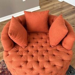 Swivel Barrel Chair