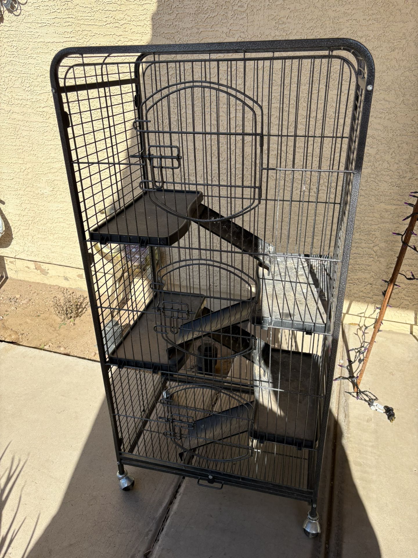 Cage For Reptile ,Bird,or Hamster 