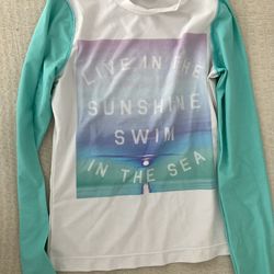 Size XL (14) Rash guard 