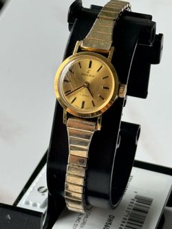 Vintage mechanical Swiss women watch Excalibur