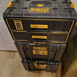 Dewalt 3  Tool Box With Wheels New 