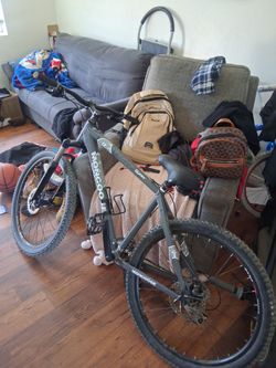 Mongoose  bike run good condition