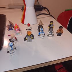 Random Lego People 