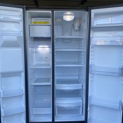Refrigerator Stainless 