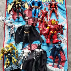 Superheroes Figures 
