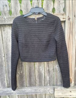 Forever 21 Black Textured Crop Top