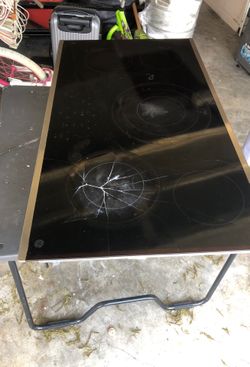 36” cook top. $20 dlls. Todas funcionan. Pero esta estrellada