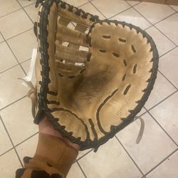 Rowlings  Baseball Glove 