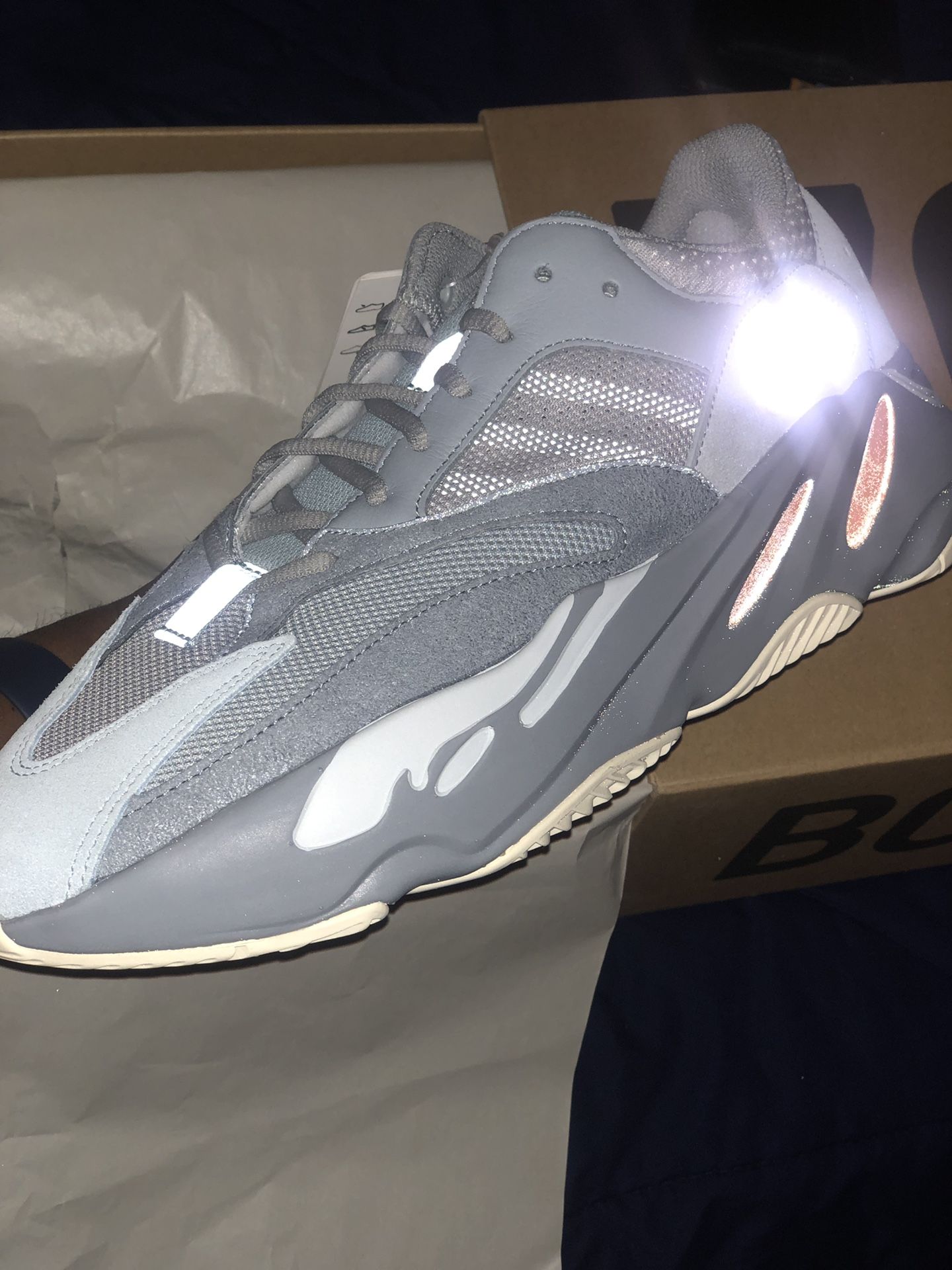 Adidas Yeezy 700 inertia size 12 New