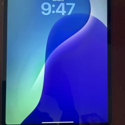 iPad Air 5th Generation 64gb Like New