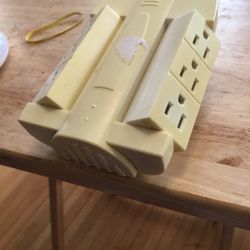 adjustable 6 outlet wall plug