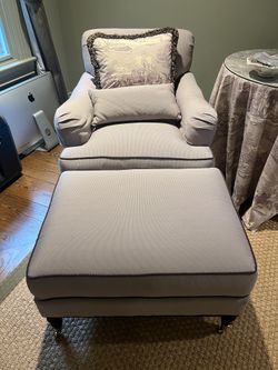 Beautiful Chair and Ottoman from Ashley Manor in Excellent Condition