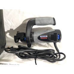 Like new hardly used Dremel advantage corded high-speed rotary saw model 9000 with case and manual