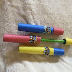 Squirt guns